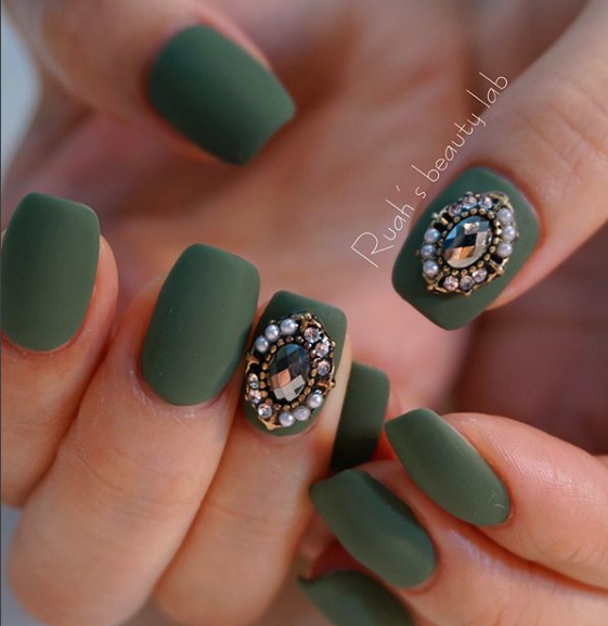 05_ruah_nail01