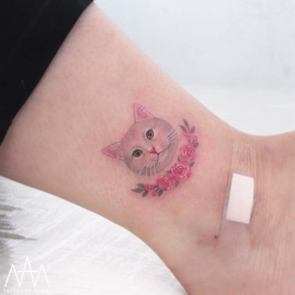 10_tattooist_nanci