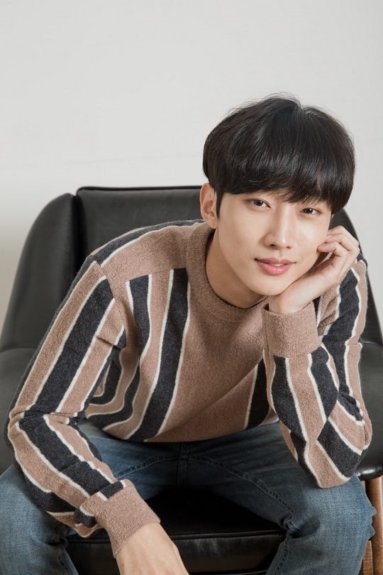 2016110110124319330-540x810