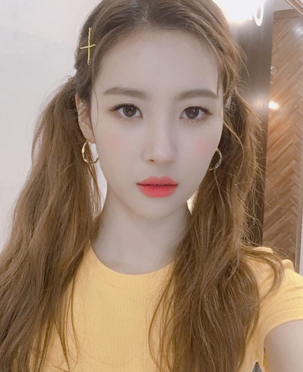 33889882_215049732441784_3654865582320254976_n