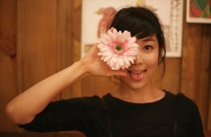 IGr49x_EAqOJdDWdg50LtUTzU8Dg