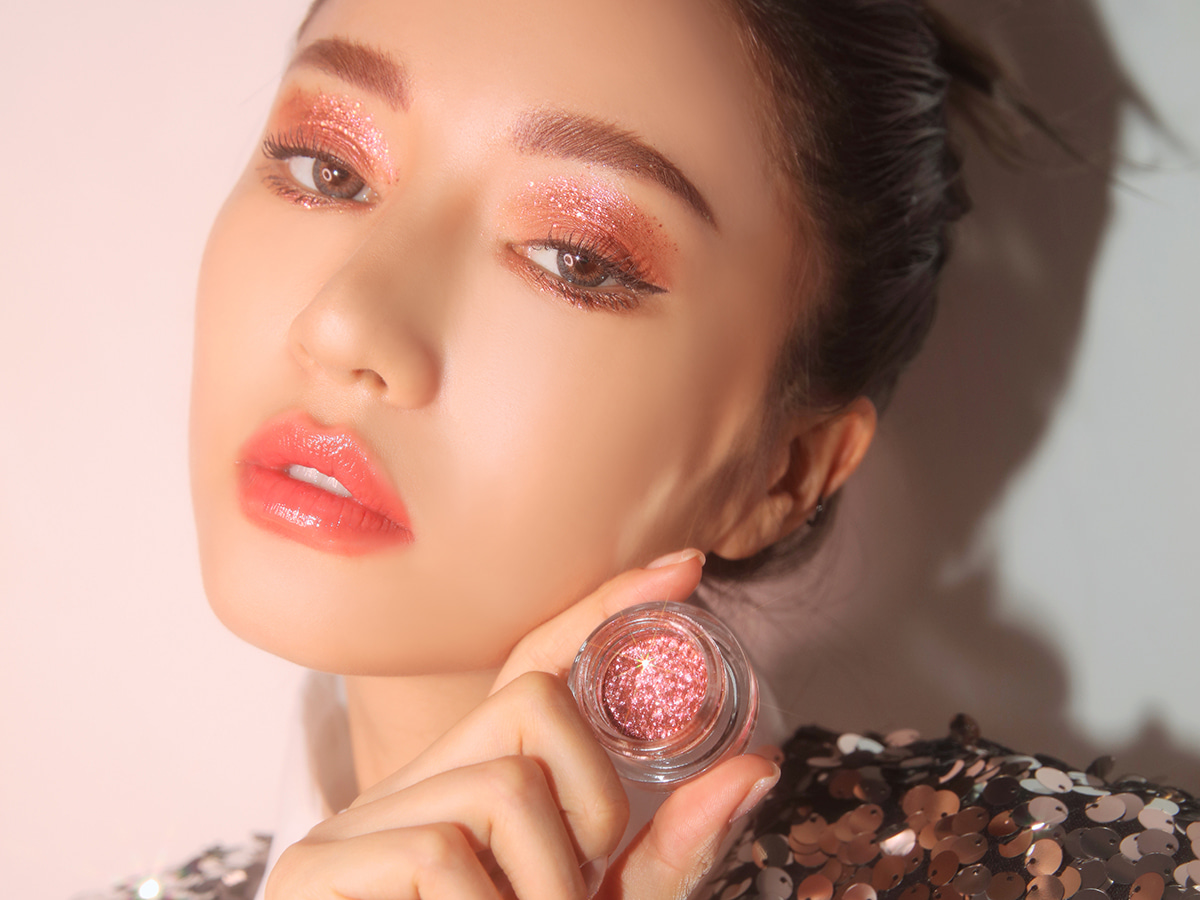 cb77133f97065c7f892c01c3196a2bba-1