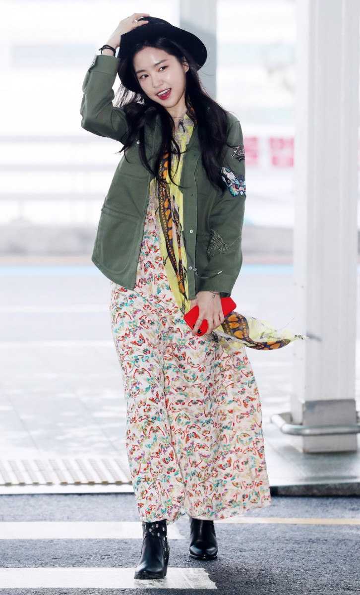손나은_공항패션_쟈딕앤볼테르_4