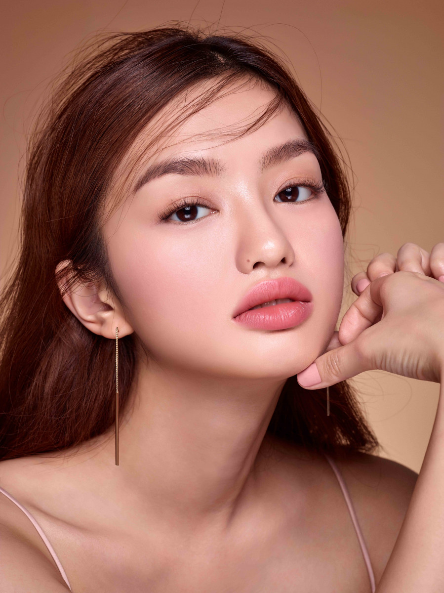 [에스쁘아] 컬러풀 누드 look2