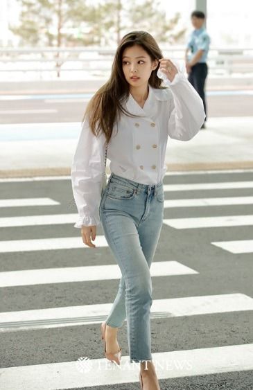 43c9621fc53de204bce601e27a666715