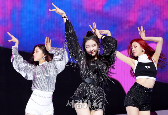 0003504017_001_20190213022402091