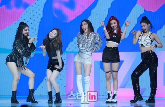 0004309350_001_20190212184210320