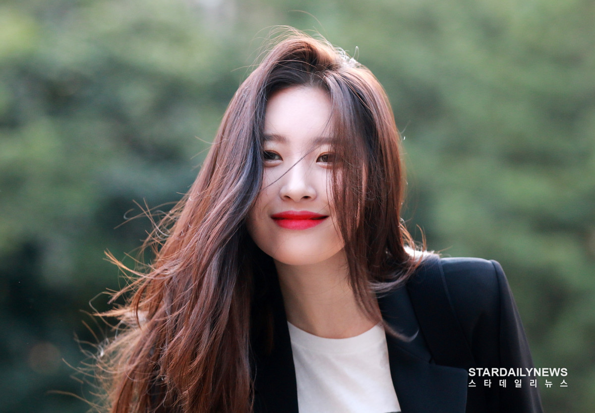 0000103309_001_20170901082019407