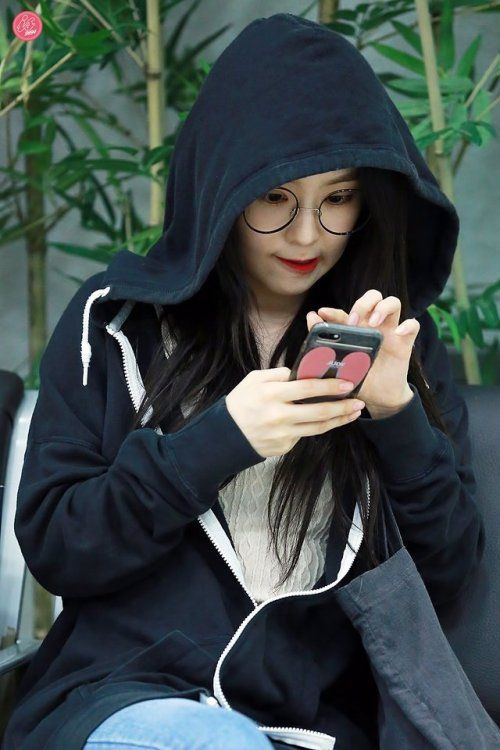 4213b838059f9b4271fe756e4f9cbaa8