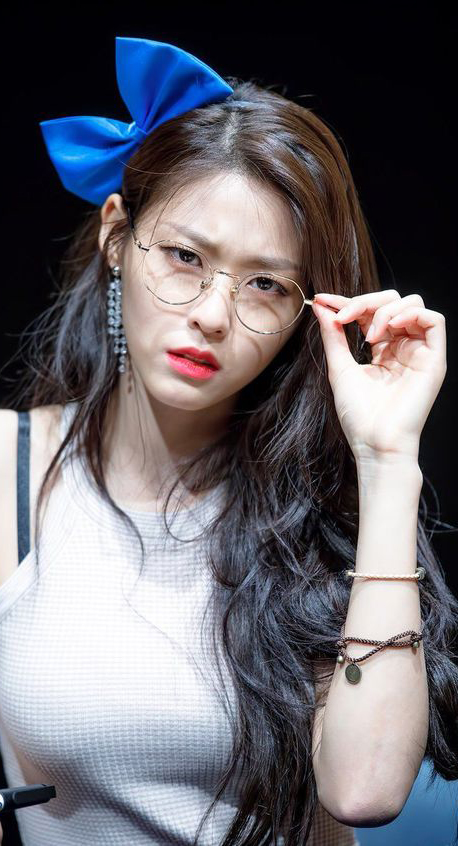 92e27a59e43b404a1e8c1cd384163fd3