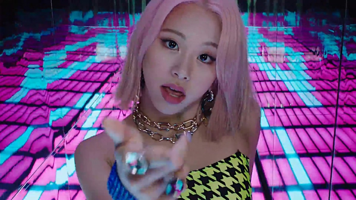 TWICE_FANCY_M_V.mp4_20190422_235105.311