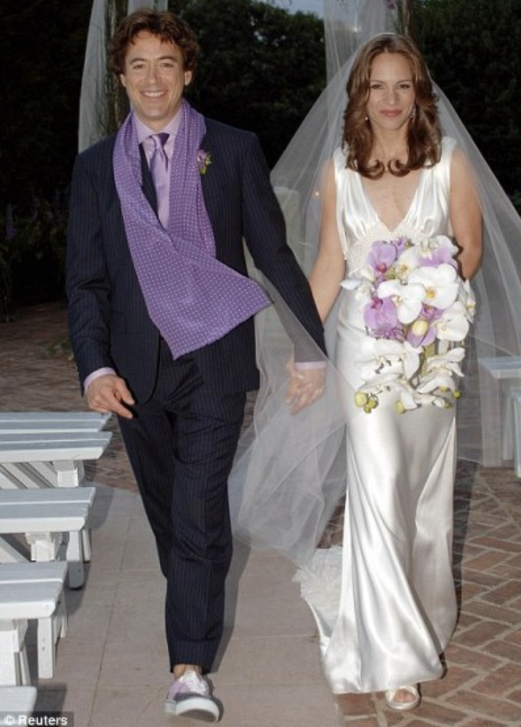 style_5cd384c3cd793-734x1024