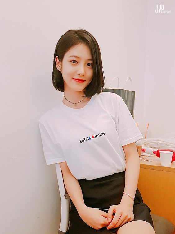 b8aeb89bc69c2bb2d8dad59e1e5ed99a