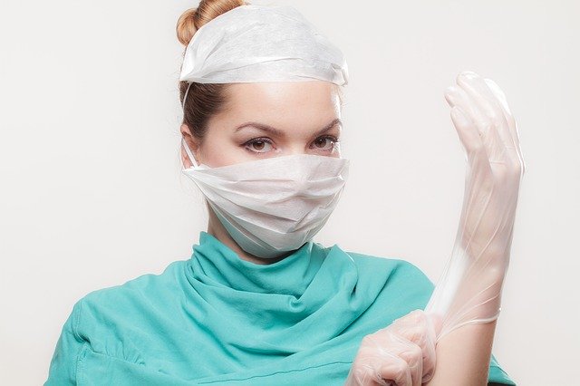 doctor-2722941_640