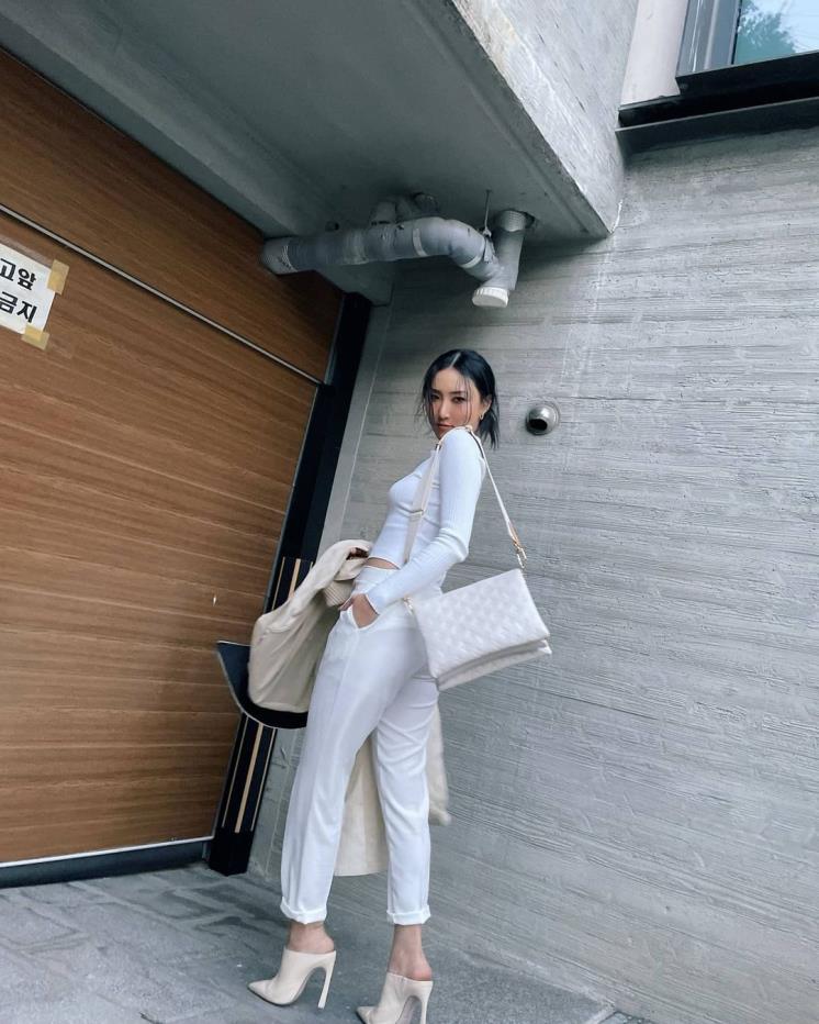 fa7cf825-b207-4b7a-9992-da97cb2f4c3a