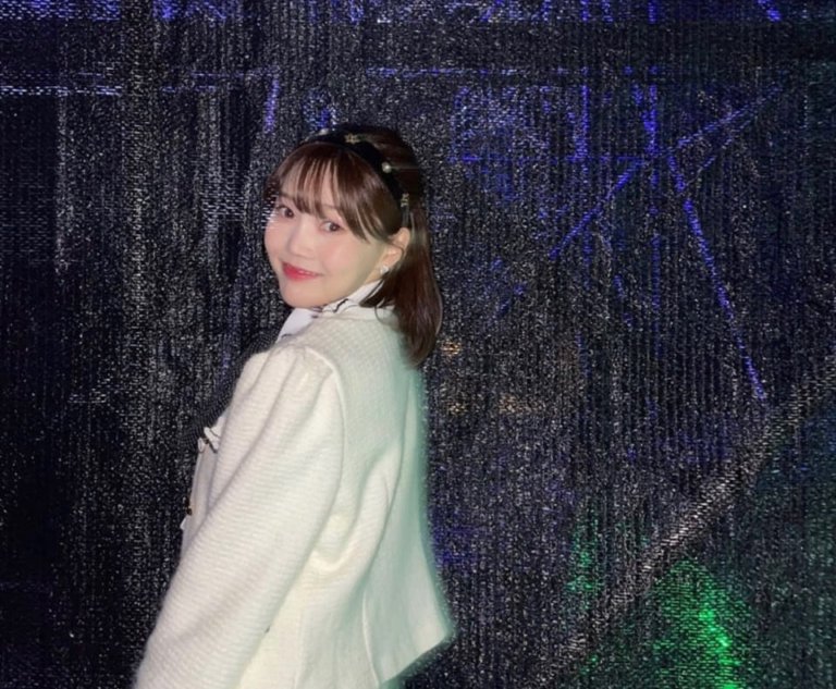 style_619606838bdc7-768x633