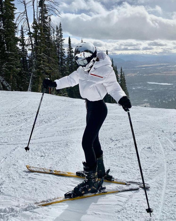 6da84028-3bce-41ae-bcc7-85b2e6a1e281