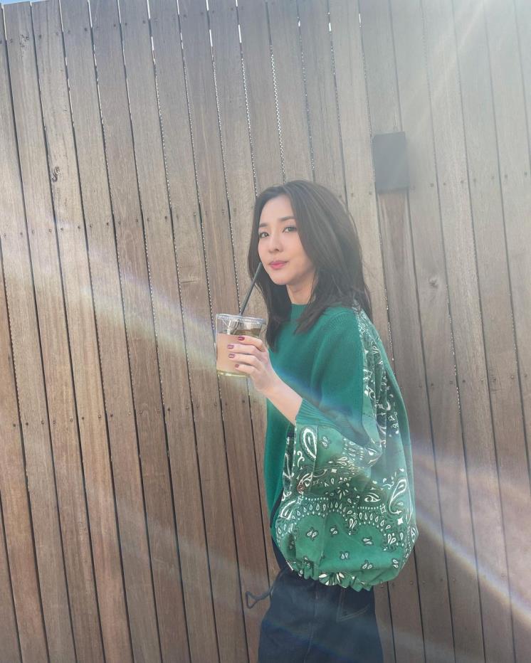 93d15651-2f88-4e0e-b1cc-dfe0f7a8b796