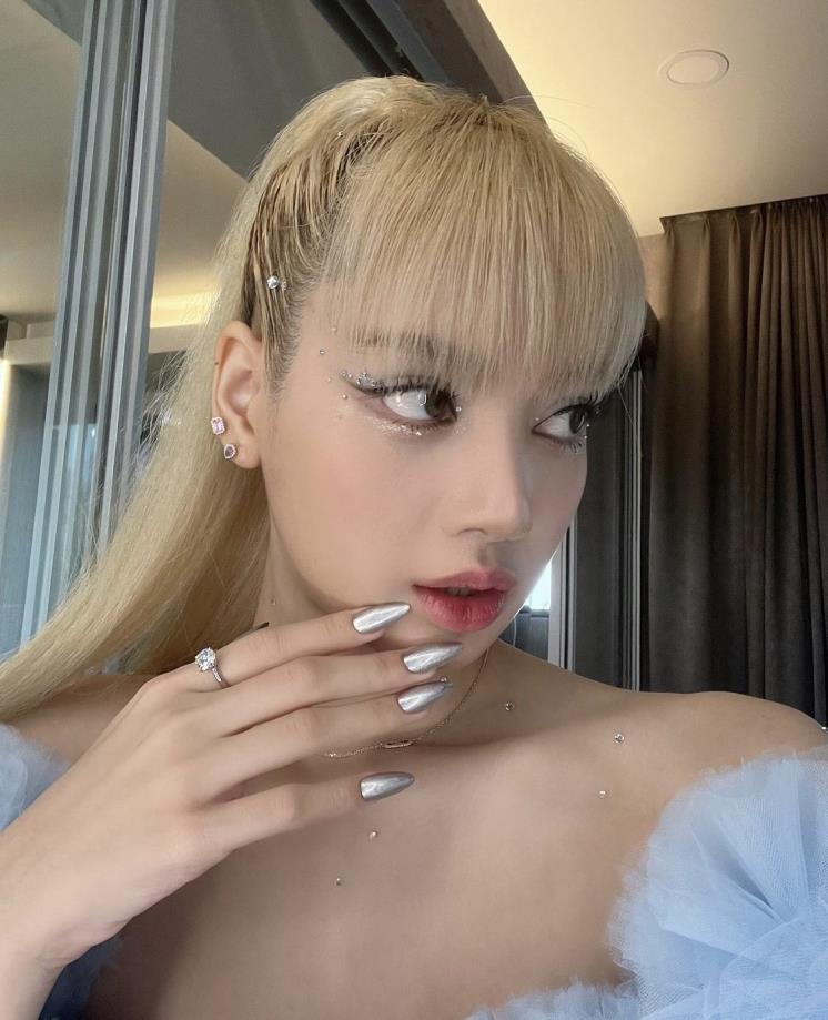 048711a3-ebd0-4075-8f5c-d72ad839028f