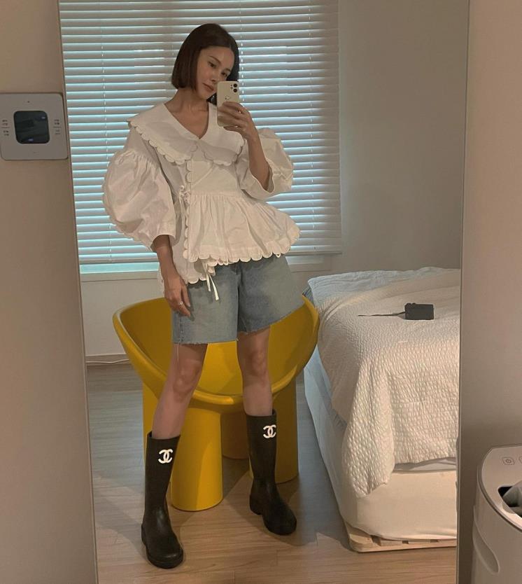 c76c194d-97c2-42b6-8592-40592b5b1995