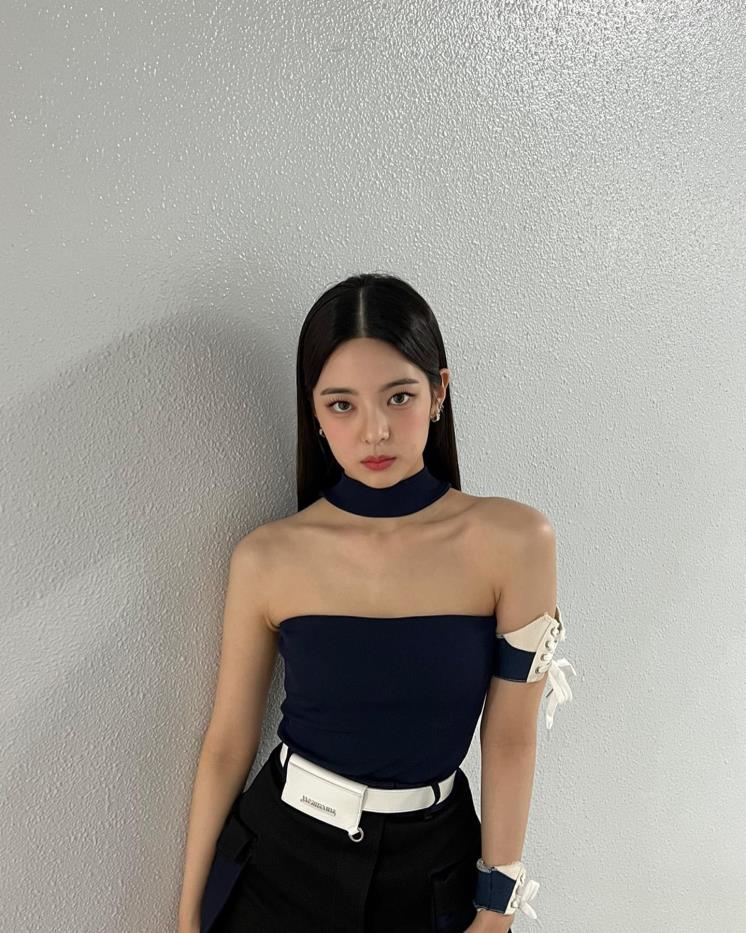 afbeb81d-e01b-4a20-8594-a78df5be6a5a