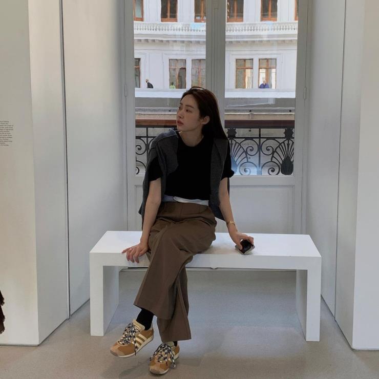 f04a1c67-28da-4df2-9682-f013142e430b