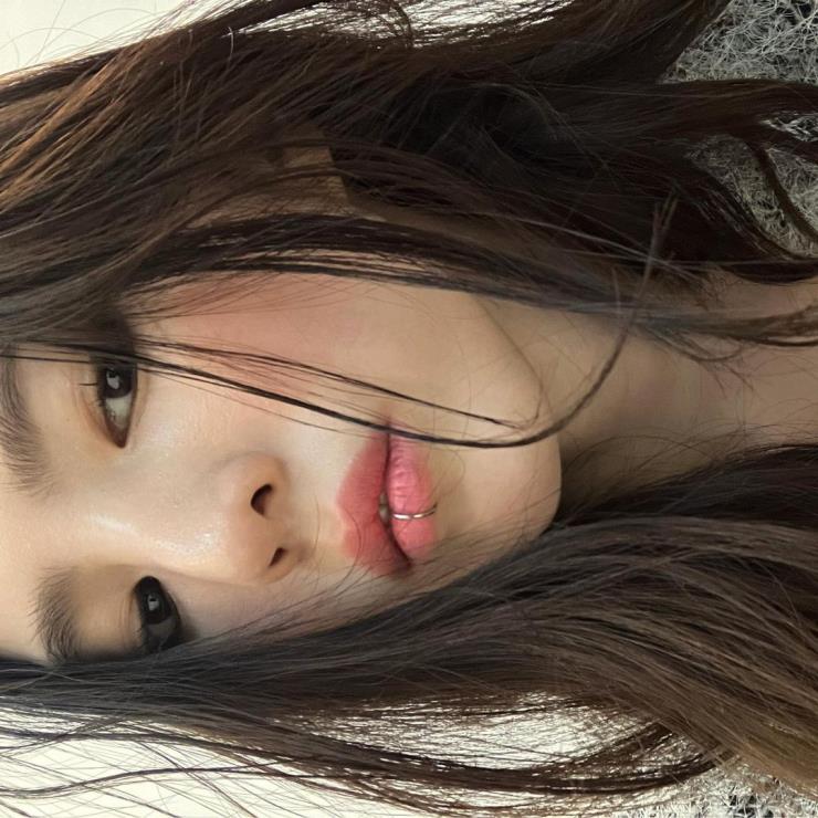 b7b83a23-4306-4401-bae9-3de3893b7a73