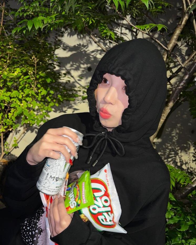 e71df6b8-452e-437a-81d6-3558fba12103