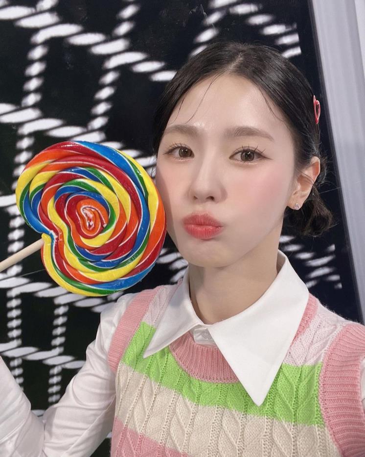 c7dff3af-5fef-455d-b3a6-ec7b45f3d474