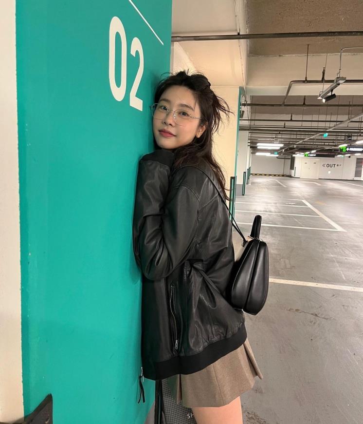 aaafd761-f89a-4adf-9bd1-86390a998db1